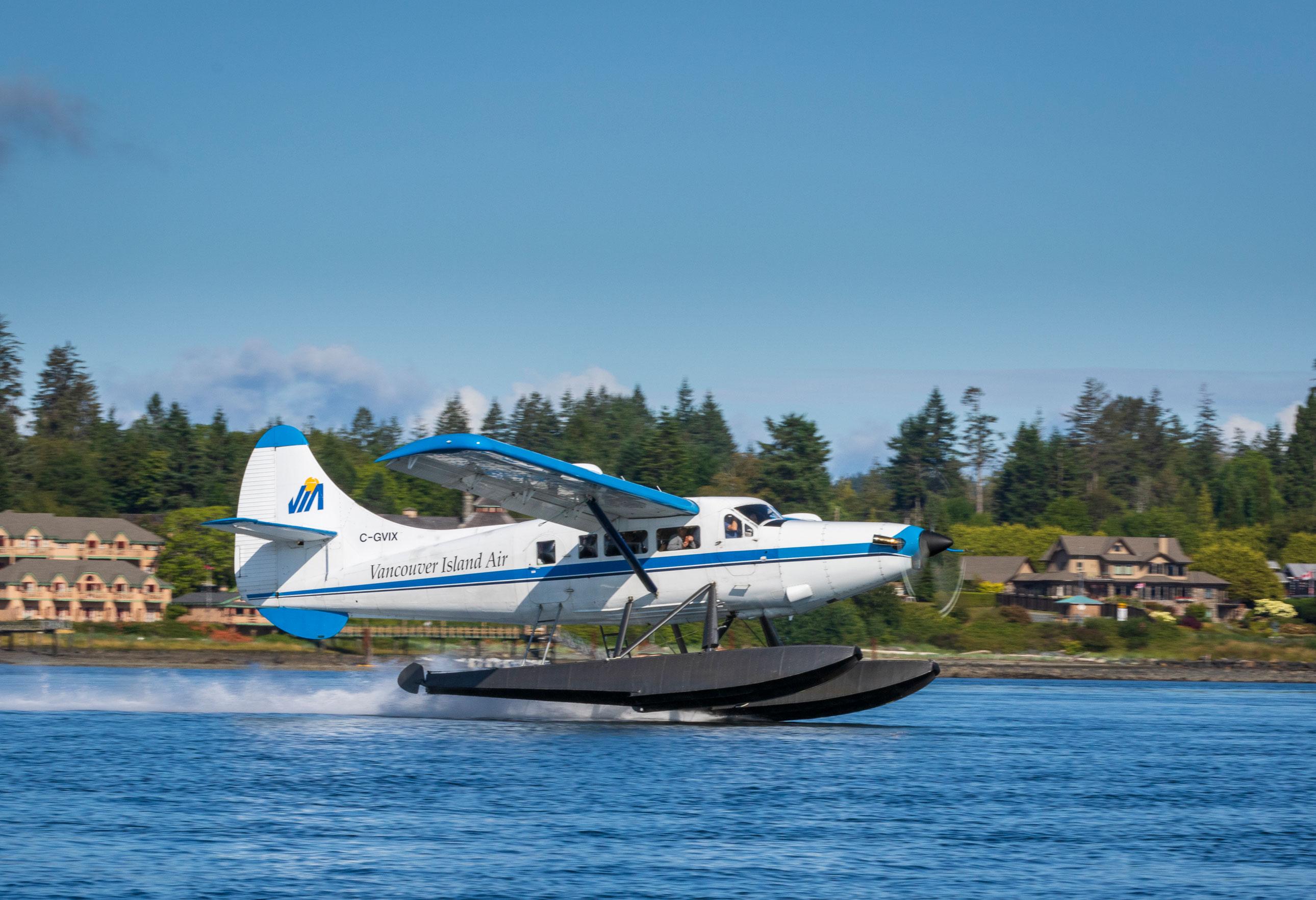 seaplane tours vancouver island